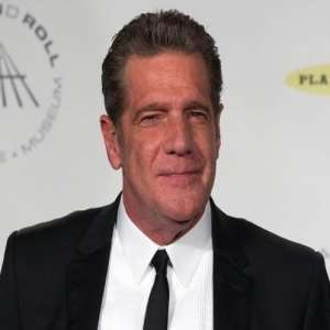 glenn frey weight age birthday height real name notednames affairs cause bio death wife contact family details